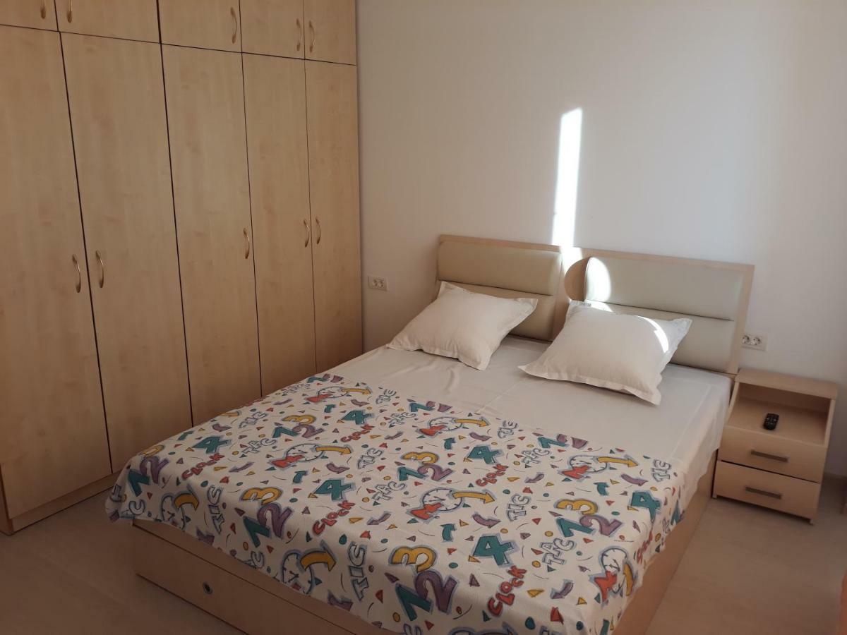 Apartament 3 Camere 康斯坦察 外观 照片
